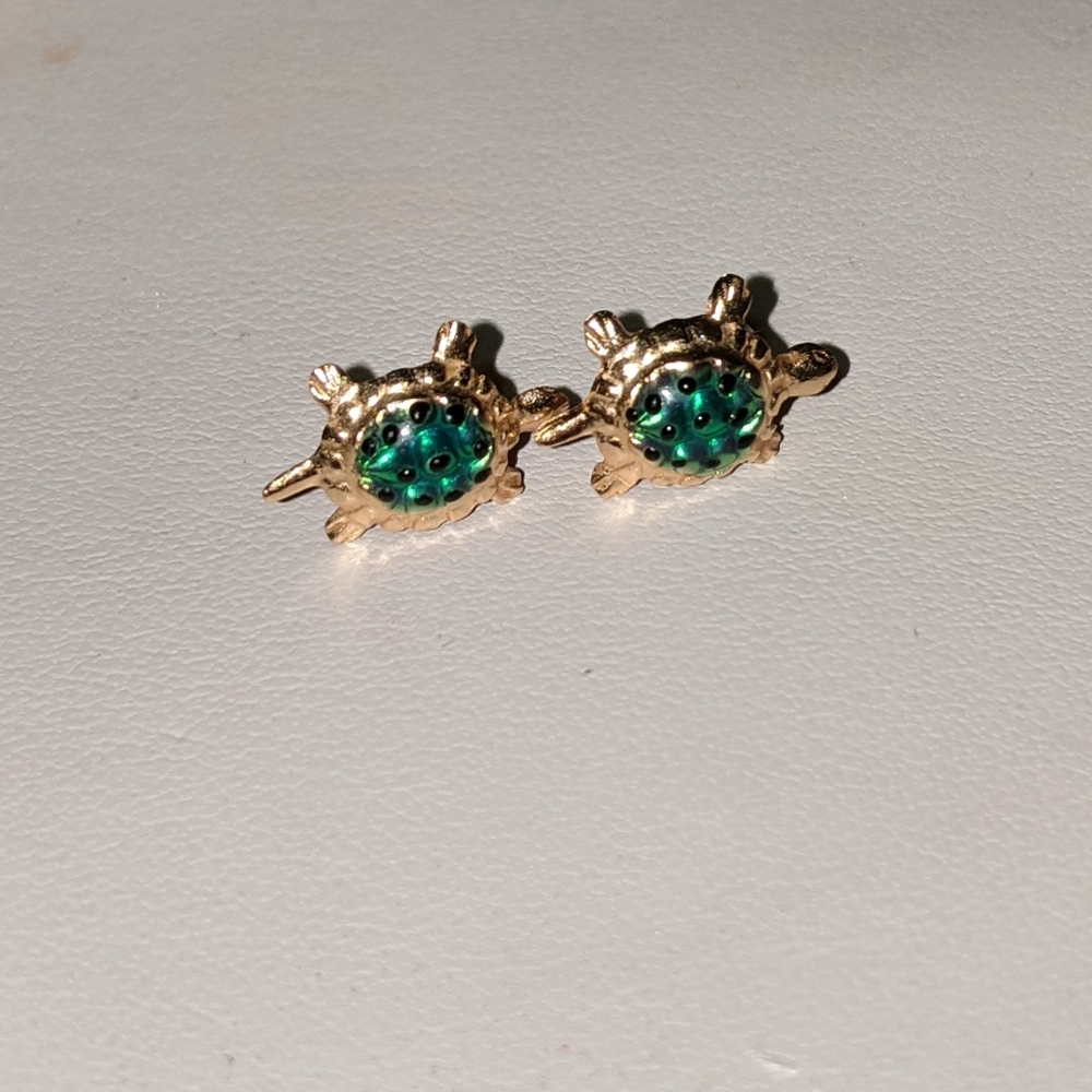14k Gold Turtle Stud Earrings